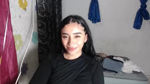 Snapshot of aisha_mcflury chatting on February 13, 2:02 pm alexia online show from February 13, 2:02 pm