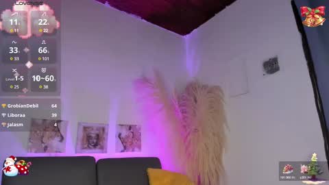 aisha online show from December 31, 2:40 am