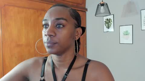 Aisha online show from January 12, 3:14 pm