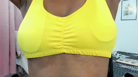 Aisha online show from February 25, 12:34 pm