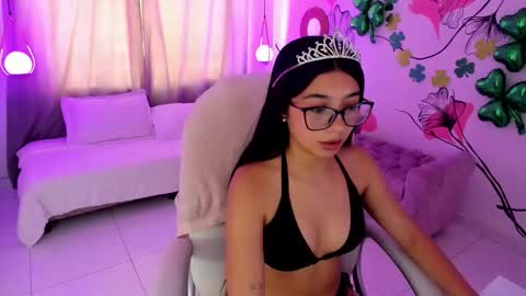 Aisha online show from March 15, 7:31 pm