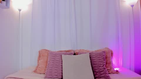 Aisha online show from May 23, 3:34 am