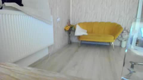 Snapshot of aisharouhi chatting on February 11, 3:18 am Aisha online show from February 11, 3:18 am