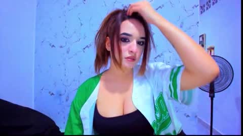 Snapshot of aishas00 chatting on January 19, 3:43 am Saher online show from January 19, 3:43 am