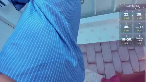 aisha online show from September 18, 9:33 am