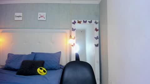 Snapshot of aishawild chatting on January 15, 12:04 pm aishawild online show from January 15, 12:04 pm