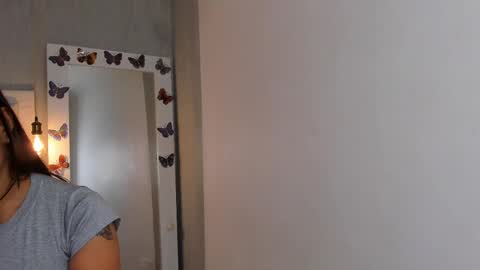 Snapshot of aishawild chatting on March 8, 12:41 pm aishawild online show from March 8, 12:41 pm