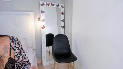 Snapshot of aishawild chatting on September 13, 1:33 pm aishawild online show from September 13, 1:33 pm