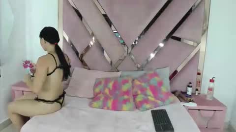 aishaxht online show from May 9, 9:20 pm