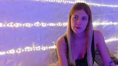 Aisha online show from September 23, 4:59 am