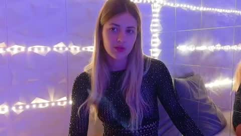 Aisha online show from September 26, 5:00 am