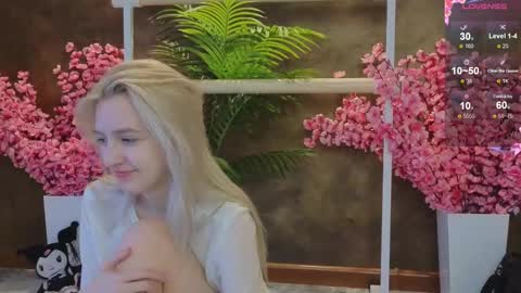 Snapshot of aishiro chatting on March 6, 12:30 pm aishiro online show from March 6, 12:30 pm