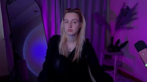 Snapshot of aishiro chatting on September 16, 1:34 pm aishiro online show from September 16, 1:34 pm