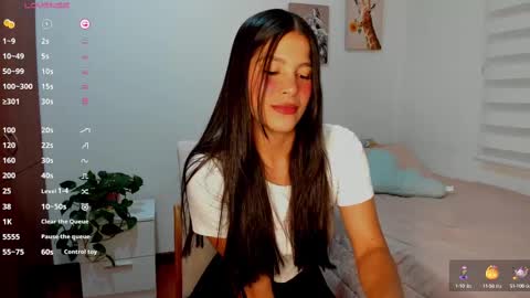 Snapshot of aitanaa1_ chatting on March 11, 12:33 am Aitana online show from March 11, 12:33 am