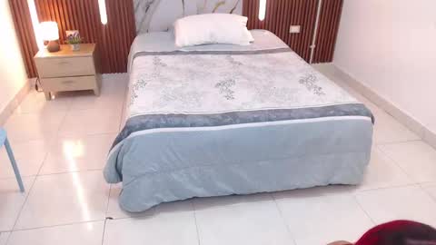 AIXA  online show from September 18, 12:07 pm