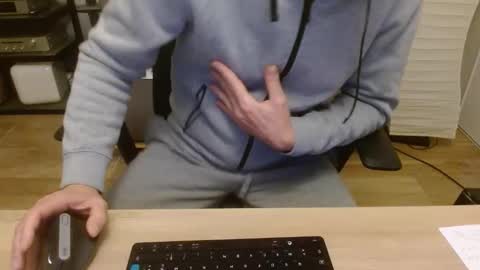 aixcited online show from January 11, 10:04 pm