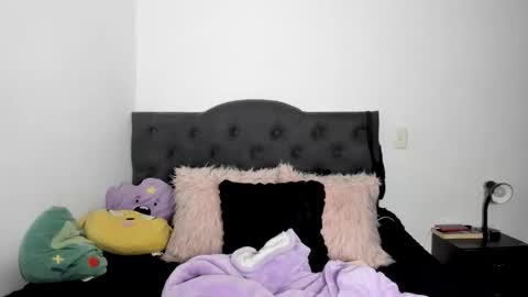 Aizen My- online show from November 23, 2:22 am