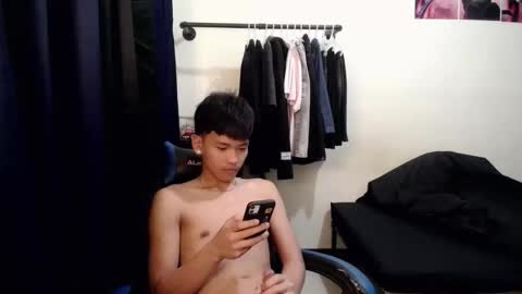 aj_daksxx online show from March 21, 3:44 am