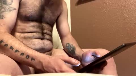 Snapshot of ajb5187517 chatting on February 24, 6:49 am ajb5187517 online show from February 24, 6:49 am