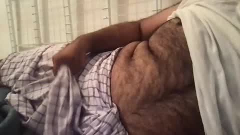 BigHairyGuy online show from December 18, 6:19 am