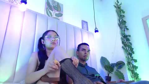 aji_golds online show from April 24, 8:22 pm