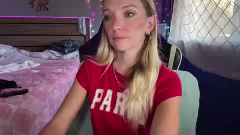 AJ online show from May 17, 11:01 pm