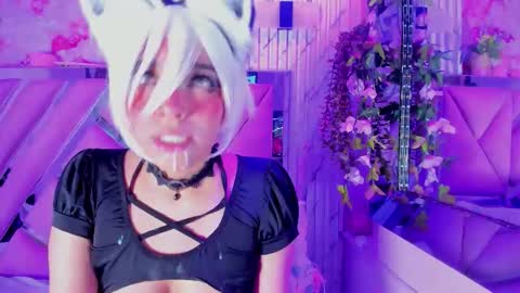 Snapshot of akane_hikari_ chatting on October 11, 7:29 am akane hikari online show from October 11, 7:29 am