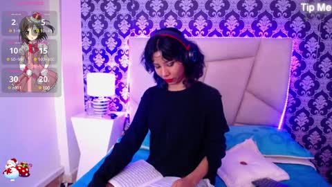 Snapshot of akane_uwu chatting on December 8, 3:35 pm A K A N E U W U online show from December 8, 3:35 pm