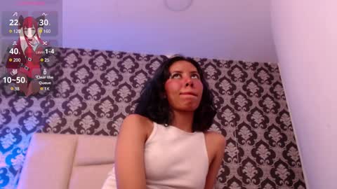 Snapshot of akane_uwu chatting on December 18, 6:57 pm A K A N E U W U online show from December 18, 6:57 pm
