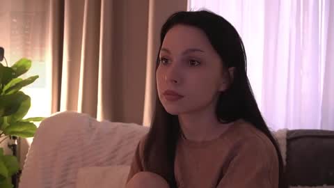 Snapshot of akaruiiii chatting on March 6, 6:43 am Akaruiiii online show from March 6, 6:43 am