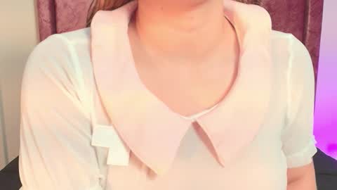 akashamoon  online show from October 31, 12:06 pm