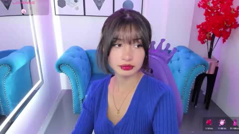 Azaka  online show from October 18, 12:28 pm