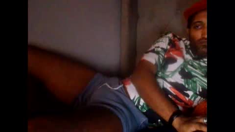 Snapshot of akcouple1 chatting on February 17, 12:18 am Dapakage online show from February 17, 12:18 am