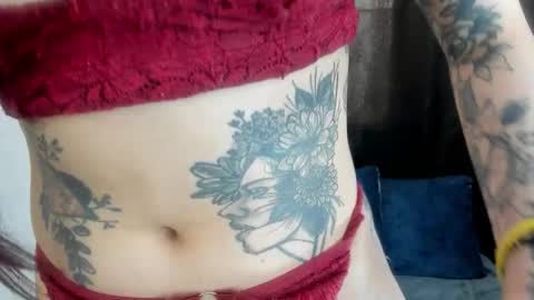 Snapshot of akila_clive chatting on February 17, 8:37 pm carolina online show from February 17, 8:37 pm