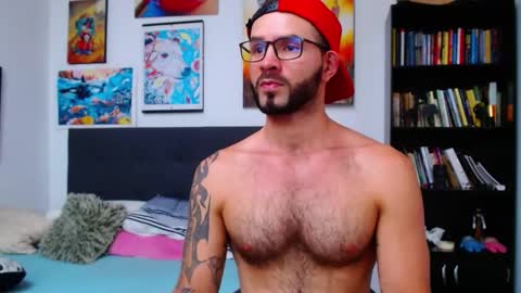 Snapshot of akiles_r chatting on January 14, 10:23 pm akiles online show from January 14, 10:23 pm