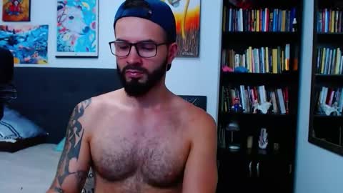 akiles online show from November 26, 11:06 pm