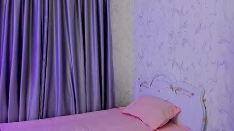 Kim online show from November 26, 3:35 pm