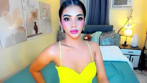 Snapshot of akira_heleana_nastyxx chatting on October 27, 12:15 am AYESHA CUTE NOT INTO CHEAP online show from October 27, 12:15 am