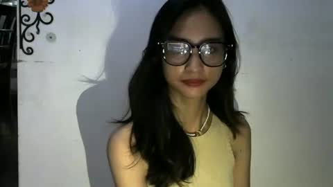 Snapshot of akira_z101 chatting on October 24, 4:25 pm akira_z101 online show from October 24, 4:25 pm