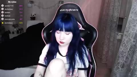 Snapshot of akirahartyx chatting on October 23, 4:39 pm akirahartyx online show from October 23, 4:39 pm