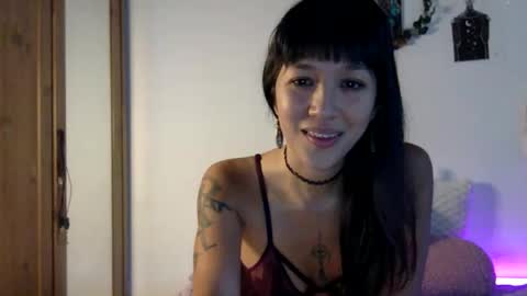 Snapshot of akiraskye chatting on September 24, 4:10 pm Akira Skye online show from September 24, 4:10 pm