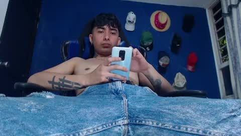Alex online show from May 14, 3:57 am