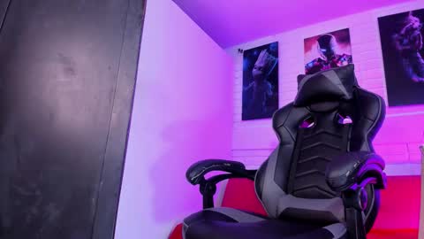 Snapshot of alahia__rodriguez chatting on November 1, 8:22 pm Alahia Rodriguez online show from November 1, 8:22 pm