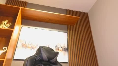 Snapshot of alahia__rodriguez chatting on April 1, 7:00 pm Alahia Rodriguez online show from April 1, 7:00 pm