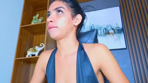 Alahia Rodriguez online show from May 19, 5:19 pm
