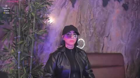 ALAHIA online show from December 2, 5:19 pm