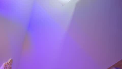 Snapshot of alahiaa1_ chatting on February 13, 1:15 pm Alahia online show from February 13, 1:15 pm