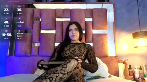 ALahiia Lee online show from May 6, 11:59 am