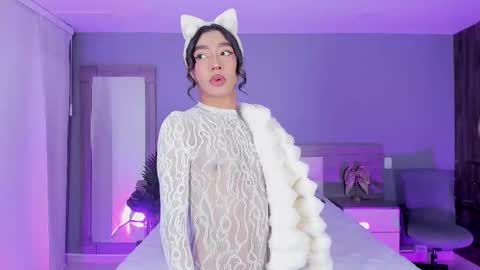 alaiaguerra online show from November 10, 9:03 pm