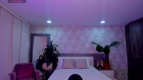 alaiaguerra online show from May 1, 7:40 pm